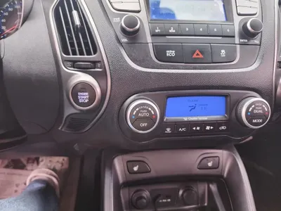 Hyundai Tucson 2014, 58014 км, за 5079.11 USD - фото 12