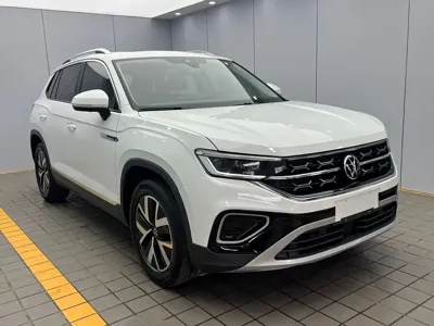 Volkswagen Tayron 2023, 55000 км, за 22071.91 USD