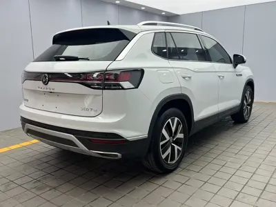 Volkswagen Tayron 2023, 55000 км, за 22071.91 USD