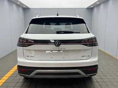 Volkswagen Tayron 2023, 55000 км, за 21979.63 USD - фото 7
