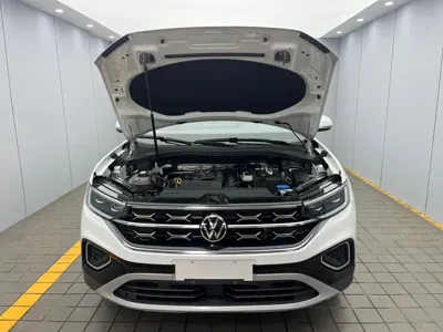 Volkswagen Tayron 2023, 55000 км, за 21979.63 USD - фото 20