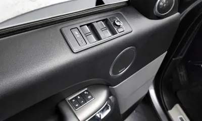 Land Rover Range Rover Sport 2016, 153704 км, за 14779.29 USD - фото 17