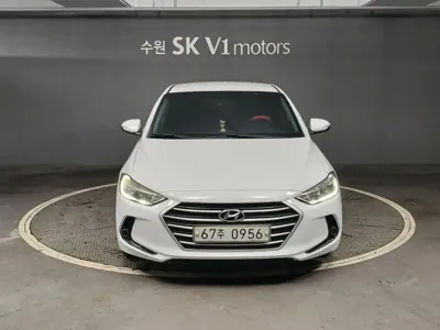 Hyundai Avante · 2016 год