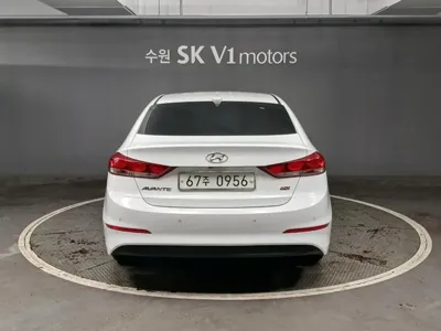 Hyundai Avante 2016, 187086 км, за 4206.31 USD