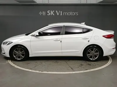 Hyundai Avante 2016, 187086 км, за 4206.31 USD
