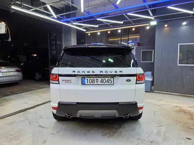 Land Rover Range Rover Sport 2017, 102000 км, за 21777.28 USD