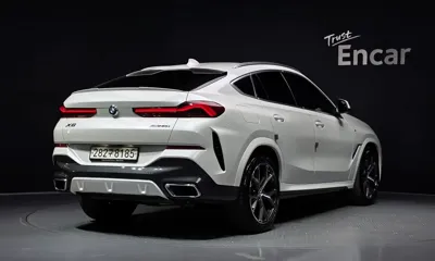 BMW X6 2022, 49205 км, за 44279.46 USD