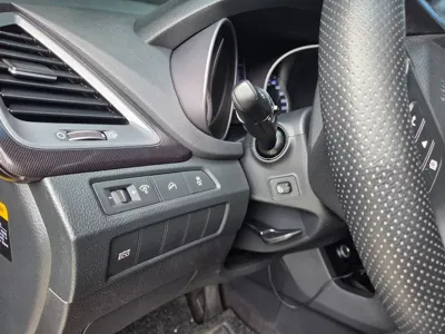 Hyundai Santafe 2013, 265000 км, за 2801.3 USD