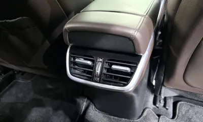 Hyundai Grandeur 2020, 140161 км, за 14212.07 USD - фото 37
