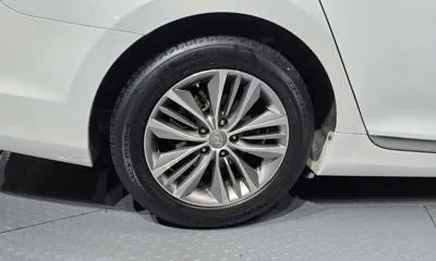 Hyundai Grandeur 2016, 49542 км, за 6279.75 USD