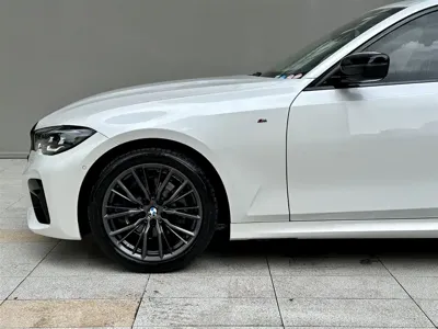 BMW 3 Series 2022, 46000 км, за 22694.6 USD - фото 20
