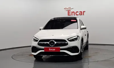 Mercedes-Benz GLA-Class 2022, 56191 км, за 20511.81 USD