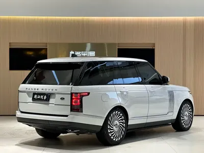 Land Rover Range Rover 2018, 130000 км, за 73276.98 USD