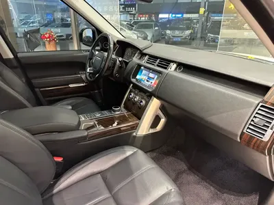 Land Rover Range Rover 2018, 130000 км, за 73276.98 USD - фото 20