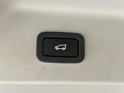 Land Rover Range Rover 2018, 130000 км, за 73276.98 USD - фото 27
