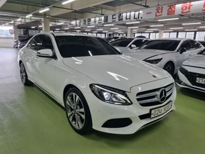 Mercedes-Benz C-Class · 2018 год