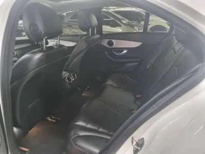 Mercedes-Benz C-Class 2018, 25000 км, за 14310.1 USD - фото 10