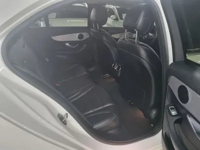 Mercedes-Benz C-Class 2018, 25000 км, за 14310.1 USD - фото 12
