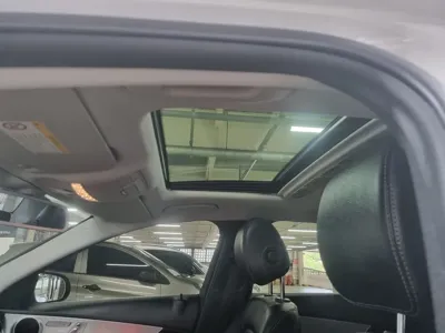 Mercedes-Benz C-Class 2018, 25000 км, за 14310.1 USD - фото 18