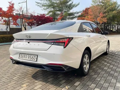 Hyundai Avante 2021, 107000 км, за 8782.21 USD