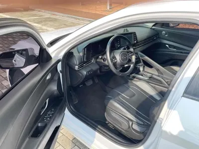 Hyundai Avante 2021, 107000 км, за 8775.92 USD - фото 9