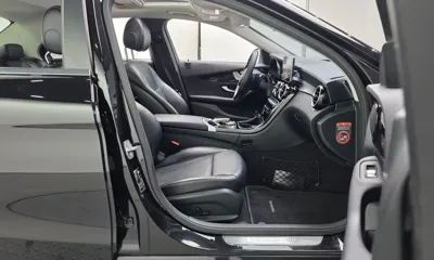 Mercedes-Benz C-Class 2016, 80061 км, за 9072.84 USD - фото 10