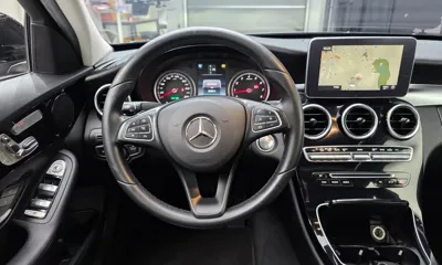 Mercedes-Benz C-Class 2016, 80061 км, за 9072.84 USD - фото 13