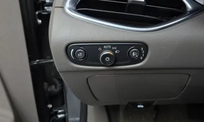 ChevroletGMDaewoo Malibu 2018, 79995 км, за 5081.44 USD - фото 18