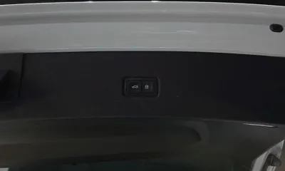 Audi Q8 2022, 149460 км, за 33412.1 USD - фото 20