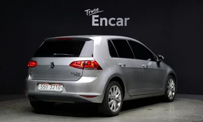 Volkswagen Golf 2013, 56165 км, за 7201.85 USD