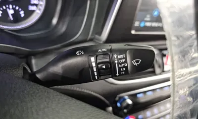 Hyundai Grandeur 2019, 149926 км, за 8861.76 USD - фото 19
