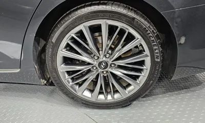 Hyundai Grandeur 2019, 149926 км, за 8861.76 USD - фото 21