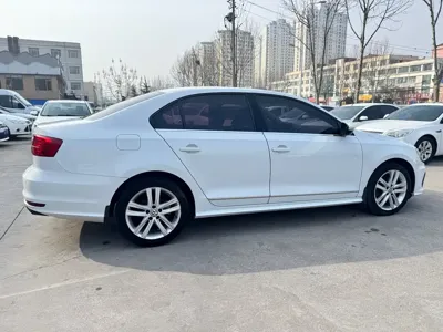 Volkswagen Sagitar 2019, 95000 км, за 7651.41 USD