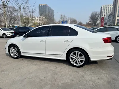 Volkswagen Sagitar 2019, 95000 км, за 7651.41 USD