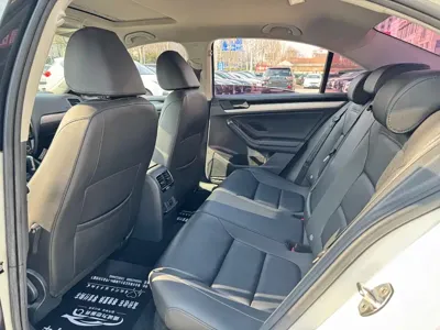 Volkswagen Sagitar 2019, 95000 км, за 7651.41 USD - фото 9