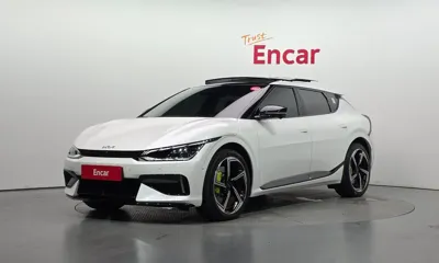 Kia EV6 · 2023 год
