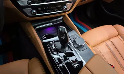 BMW 5-Series 2022, 46214 км, за 25486.06 USD - фото 9