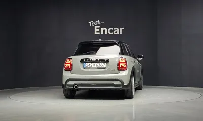MINI Cooper 2022, 36949 км, за 15953.63 USD