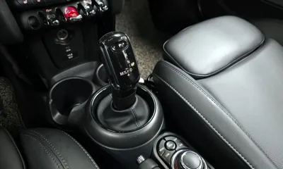MINI Cooper 2022, 36949 км, за 15926.67 USD - фото 9