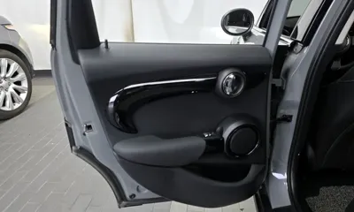 MINI Cooper 2022, 36949 км, за 15926.67 USD - фото 25