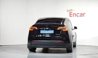 Tesla Model Y 2021, 76846 км, за 27283.96 USD