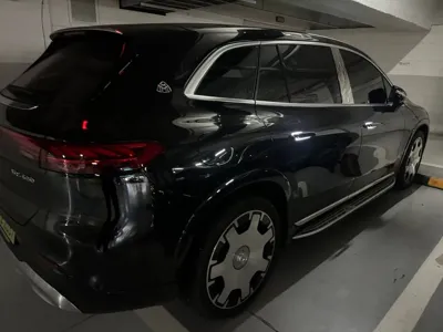 Mercedes-Benz EQS 2025, 16000 км, за 136745.4 USD