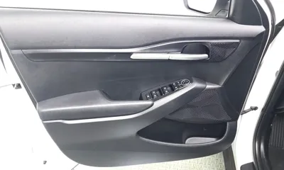 Kia Seltos 2025, 18449 км, за 17592.23 USD - фото 24
