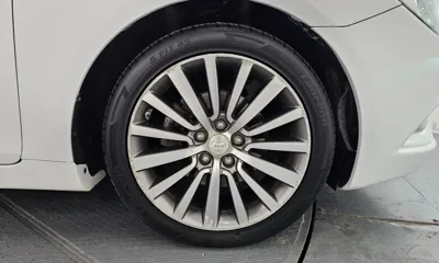Hyundai Sonata 2012, 131050 км, за 2953.17 USD