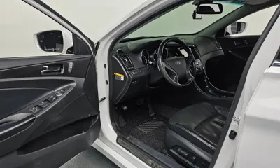 Hyundai Sonata 2012, 131050 км, за 2953.17 USD - фото 10