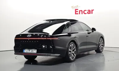 Hyundai Grandeur 2023, 40647 км, за 18642.51 USD
