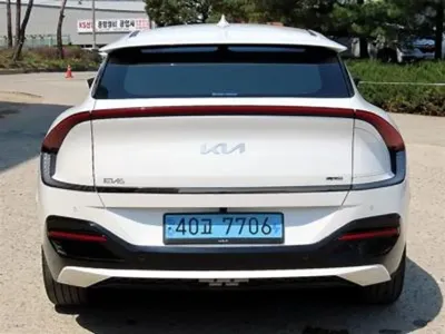 Kia EV6 2024, 32800 км, за 26977.82 USD
