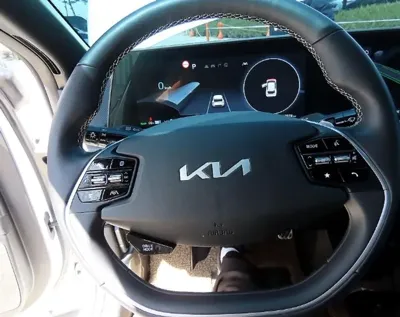 Kia EV6 2024, 32800 км, за 26977.82 USD - фото 9