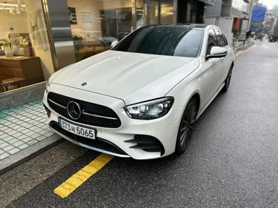 Mercedes-Benz E-Class 2021, 80000 км, за 20846.92 USD