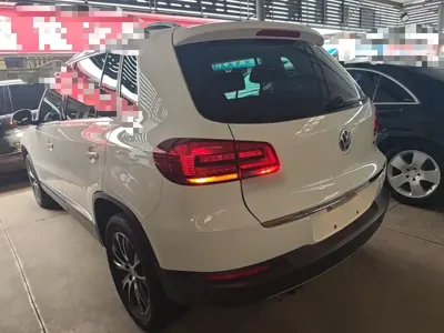 Volkswagen Tiguan 2016, 133600 км, за 6150.56 USD